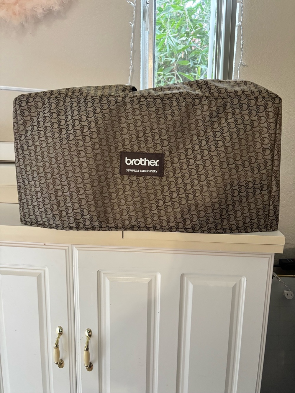 Brother Sewing Machine Cover — Brown with Black Geometric Pattern